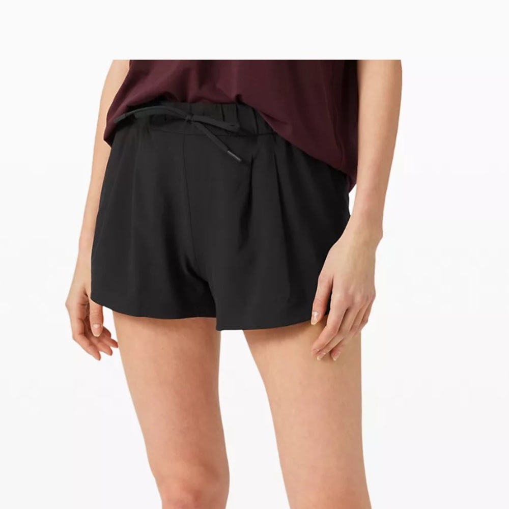lululemon athletica Black Athletic Shorts High-Waisted Lightweight